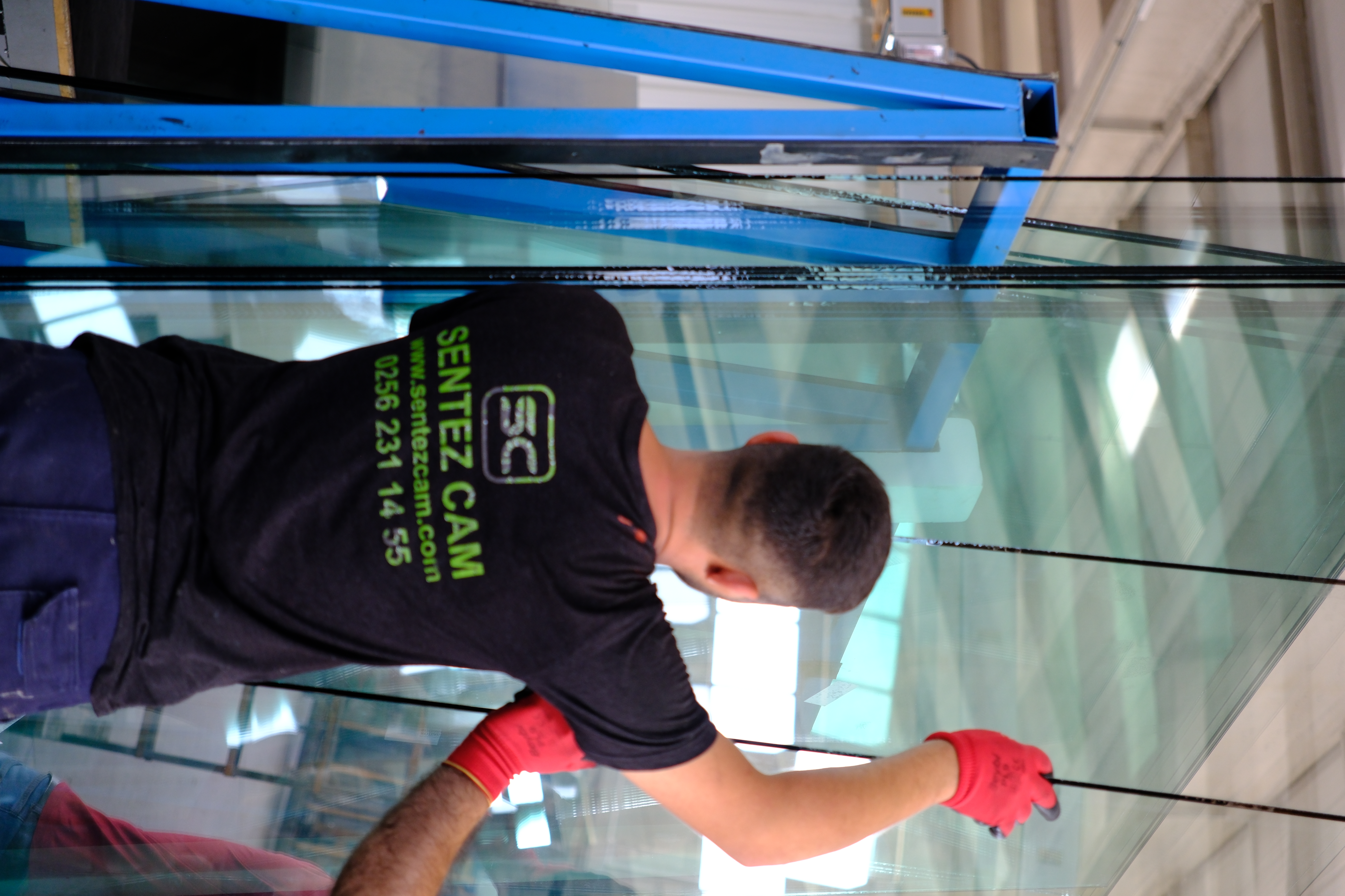 Isıcam Üretim Hattı